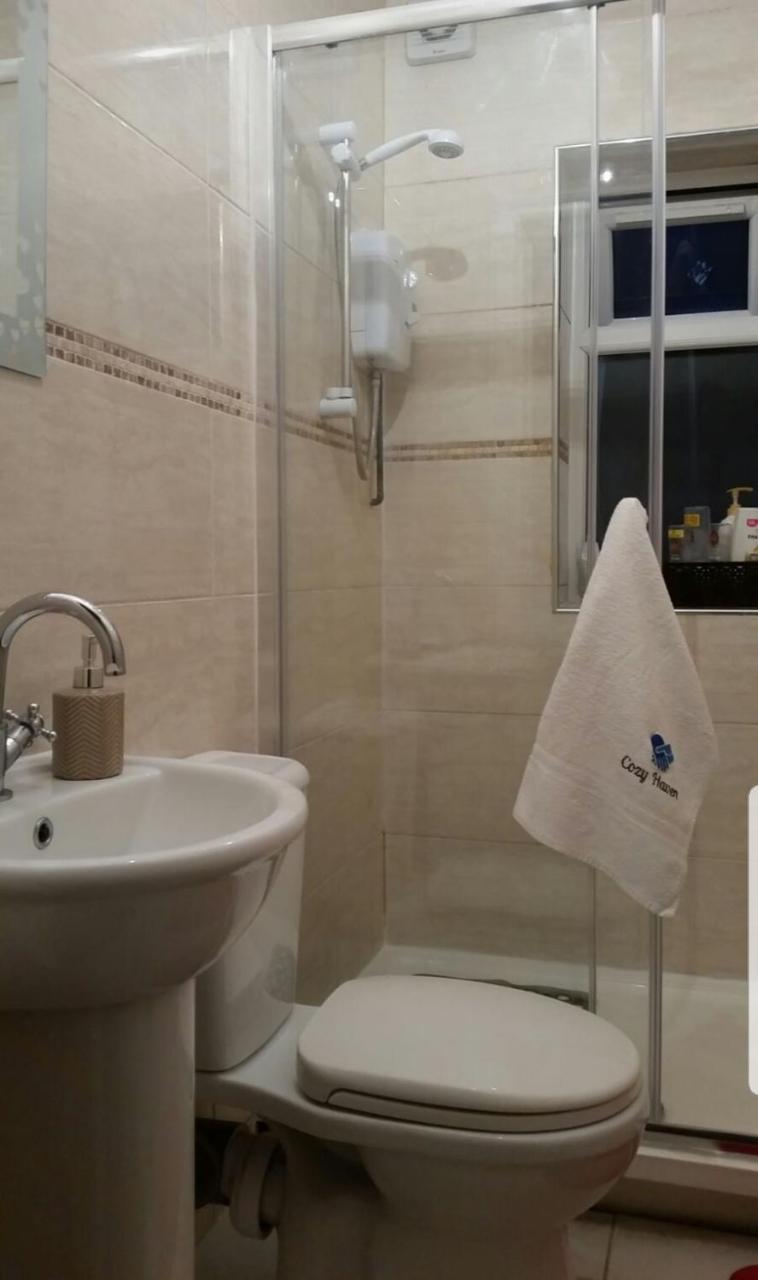Cozy Haven Grafton Hotel Бедфорд Екстериор снимка